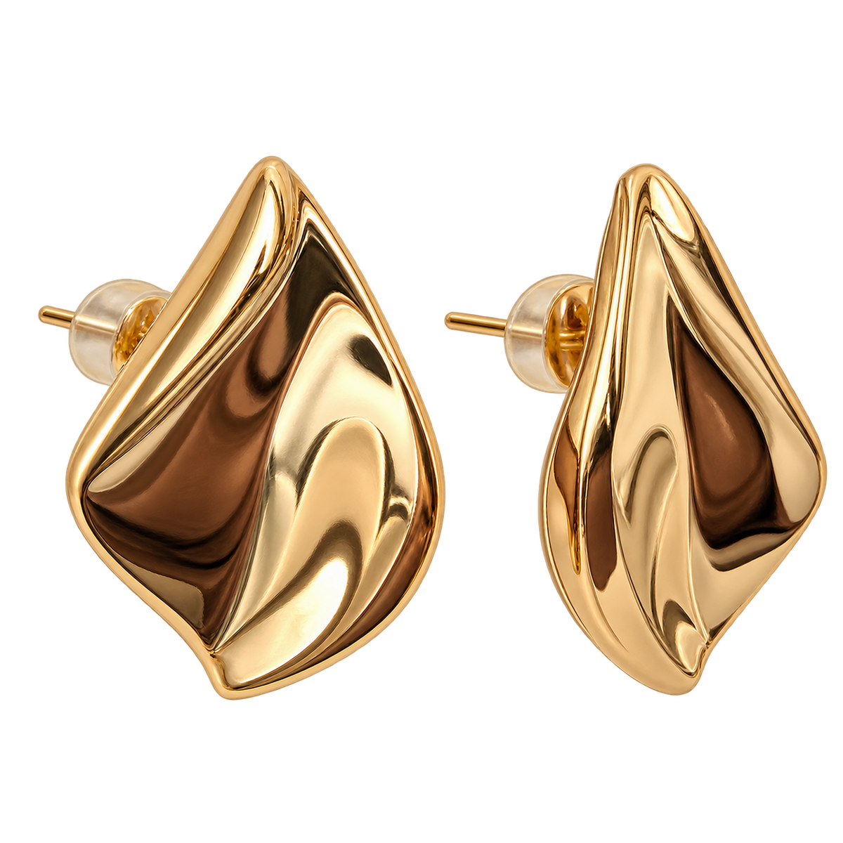 Foglia Leaf Studs gold leaf earring detail view